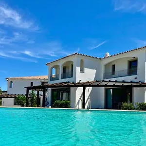  Aparthotel La Smeraldina